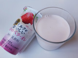 「HOKUNYU 濃いミルクがおいしいストロベリーオレ カップ180g」のクチコミ画像 by MAA しばらく不在さん