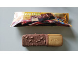 「ロッテ ガーナ チョコ＆クッキーサンド ローストミルク 袋76ml」のクチコミ画像 by こらんこさん