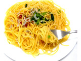 日清食品冷凍 スパ王プレミアム しらすのペペロンチーノの実食写真（つなさん）
