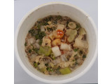 「日清食品 島耕作も愛した幻の立ちそば 虎ノ門 港屋 辛香るラー油の鶏そば カップ95g」のクチコミ画像 by レビュアーさん