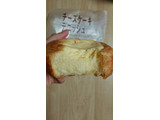 「タカキベーカリー チーズケーキデニッシュ 袋1個」のクチコミ画像 by あんじゅろぜさん