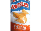 「フリトレー Ruffles cheddar＆sour cream 袋42.5g」のクチコミ画像 by ILIKAIさん