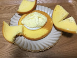 「ファミリーマート Wクリームサンド チーズクリーム＆ホイップ」のクチコミ画像 by こまつなさん