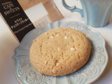 「ファミリーマート FAMIMA CAFE＆SWEETS ホワイトチョコチップクッキー」のクチコミ画像 by MAA しばらく不在さん
