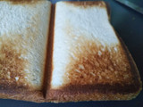 「セブンプレミアムゴールド もっちり食感金の食パン 厚切り 袋2枚」のクチコミ画像 by レビュアーさん