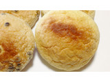 「ヤマザキ メロンパンとチョコチップメロンパン 袋4個」のクチコミ画像 by nya-koさん