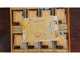 「東京ばな奈 クッキーサンド しかも、チョコはみ出してる 箱16枚」のクチコミ画像 by ぺりちゃんさん
