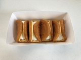「モンテール 小さな洋菓子店 クリーミーチーズのワッフル 袋4個」のクチコミ画像 by こつめかわうそさん