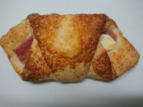 「ローソン なめらか食感 チーズクリームのハムデニッシュ」のクチコミ画像 by レビュアーさん