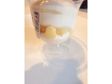 「ローソン Uchi Cafe’ SWEETS ぷるるん！ミルクプリンパフェ」のクチコミ画像 by Kasumiさん
