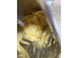 「カルビー ブエナ ポテトチップス トリュフソルト味 袋100g」のクチコミ画像 by プププさん