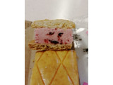 「ローソン Uchi Cafe’ SWEETS Specialite 華いろいちごバタービスキュイサンド」のクチコミ画像 by とくめぐさん