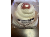 「ローソン Uchi Cafe’ SWEETS Specialite 絹白クリームの苺ショート」のクチコミ画像 by きのひもさん