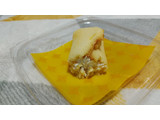 「ローソン Uchi Cafe’ SWEETS クルリン ザクふわくるりんケーキ チーズ」のクチコミ画像 by やっぺさん