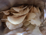 「山芳製菓 ポテトチップス 北海道リッチバター味 特濃 袋58g」のクチコミ画像 by それもたべるさん