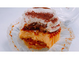 「ローソン Uchi Cafe’ SWEETS ティラミスバスチー バスク風チーズケーキ」のクチコミ画像 by ぺりちゃんさん