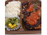 「セブン-イレブン たんぱく質が摂れるグリルチキン弁当 玄米入」のクチコミ画像 by yuna14さん