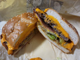 「マクドナルド 肉厚ビーフバーガー ペッパー＆チーズ」のクチコミ画像 by 紫の上さん