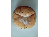 「セブンプレミアム ごまとチーズクリームのパン 袋1個」のクチコミ画像 by レビュアーさん