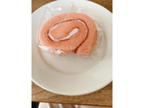 「ファミリーマート 桜のロールケーキ」のクチコミ画像 by si_ro_さん