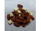「ダイソー 熟成チェダーチーズ＆アーモンド 一袋」のクチコミ画像 by hiro718163さん
