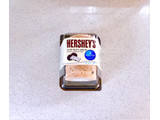 「モンテール 小さな洋菓子店 HERSHEY’S クッキー＆クリームロール 4個」のクチコミ画像 by むぎっこさん