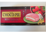 「ロッテ チョコパイ 苺とホイップクリーム 箱6個」のクチコミ画像 by キックンさん