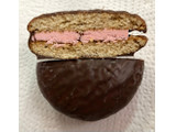 「ロッテ おもてなしチョコパイ パーティーパック あまおう苺 袋9個」のクチコミ画像 by SANAさん