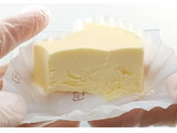「ファミリーマート にゃんともおいしいチーズケーキ」のクチコミ画像 by くまプップさん