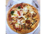 「ピザハット カマンベールの贅沢ミートソース スーパーカズレーザー4 たっぷりチーズクラスト」のクチコミ画像 by こつめかわうそさん
