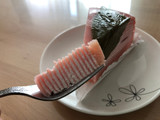 「不二家 静岡県産大島桜のミルクレープ 1個」のクチコミ画像 by こつめかわうそさん