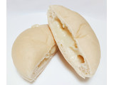 「第一パン 北海道生クリームのとろけるクリームパン」のクチコミ画像 by つなさん