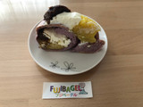 「FUJI BAGEL おさつ粒あんクリームチーズ 一個」のクチコミ画像 by こつめかわうそさん