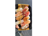 「イオン 細巻き入りお手軽握り寿司盛合せ」のクチコミ画像 by タケダさん
