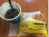 「ローソン Uchi Cafe’ バスチー クリームのせ」のクチコミ画像 by パン大好きさん