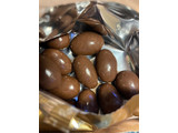「明治 アーモンドチョコレート 黒糖 箱58g」のクチコミ画像 by KATさん