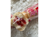 「ヤマザキ 薄皮 あまおう苺ジャム＆練乳クリームパン 袋4個」のクチコミ画像 by ぷらりねさん