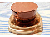 「ファミリーマート 5層仕立ての濃厚ショコラケーキ」のクチコミ画像 by glaceさん