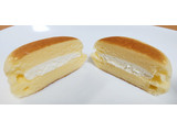 「ヤマザキ PREMIUM SWEETS 焼きチーズスフレ 北海道産チーズ 袋2個」のクチコミ画像 by はるなつひさん