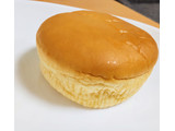 「YKベーキング しあわせ届ける 抹茶ミルクくりぃむパン 1個」のクチコミ画像 by はるなつひさん