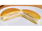 「シャトレーゼ フランス産クリームチーズパンケーキ」のクチコミ画像 by はるなつひさん