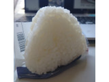 「ローソン 秋田県産米サキホコレ使用 塩にぎり」のクチコミ画像 by tddtakaさん