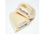 「ヤマザキ 白いコッペパン ジャンドゥーヤチョコクリーム＆ホイップ 袋1個」のクチコミ画像 by つなさん
