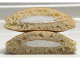 「ローソン フィナンシェ風パンケーキ ホイップクリーム 2個入」のクチコミ画像 by パン太郎さん