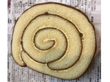 「リョーユーパン 鹿児島安納芋ロールケーキ 袋1個」のクチコミ画像 by きみまろさん