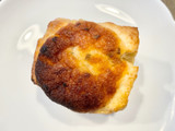 「maroon bagel 桜ダマンド粒あんクリームチーズサンドスコーン」のクチコミ画像 by やにゃさん