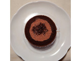 「ローソン Uchi Cafe’ プレミアムロールケーキ 濃厚ショコラ」のクチコミ画像 by glaceさん