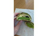 「ローソン Uchi Cafe’ お抹茶クッキーシュー」のクチコミ画像 by Monakaさん
