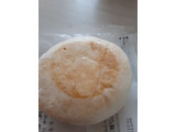 「ローソン Uchi Cafe’ ホボクリム ほぼほぼクリームのシュー きなこ＆わらび餅」のクチコミ画像 by もこもこもっちさん