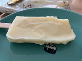 「アンデイコ 白いほぼ生チョコアイスバー」のクチコミ画像 by こつめかわうそさん